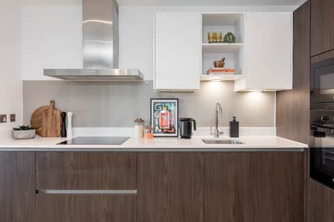 Farrier, Manchester, M5 4UY - 1 of 12