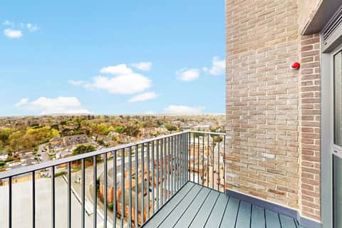 Carter House, Maidenhead, SL6 1EB - 1 of 19