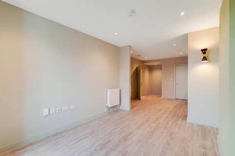 125 Madison East - 1 of 1