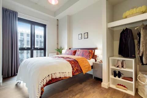 907 The Robinson West - 1 of 1