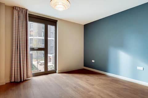 310 Thomson - 1 of 1