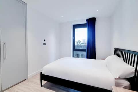 203 Landsby West - 1 of 1